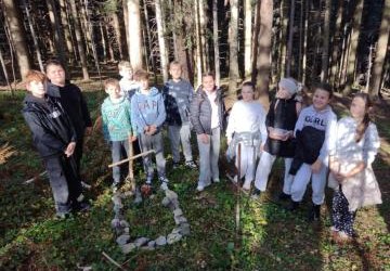 Odnowienie grobów wojennych na Zapowiednicy