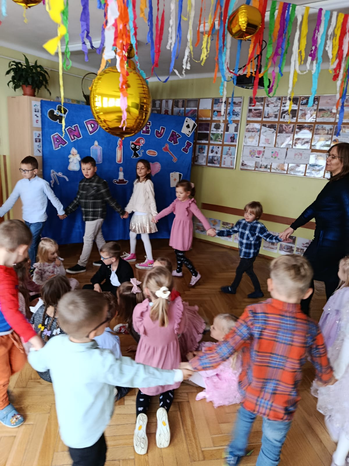 Zabawa andrzejkowa w oddziale przedszkolnym i klasach I-II 1