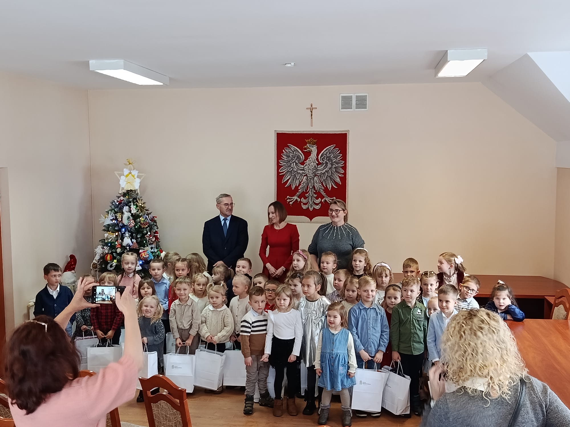 PODSUMOWANIE GMINNEGO KONKURSU BOŻONARODZENIOWEGO ,,OZDOBA CHOINKOWA