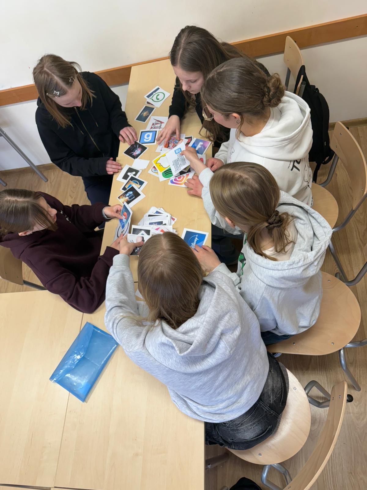 Warsztaty profilaktyczne „Płatki śniegu. Wychowani przez media”