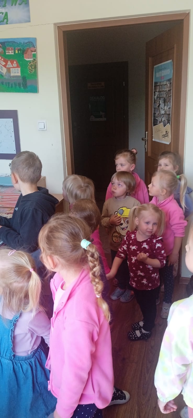 Wizyta przedszkolaków w bibliotece